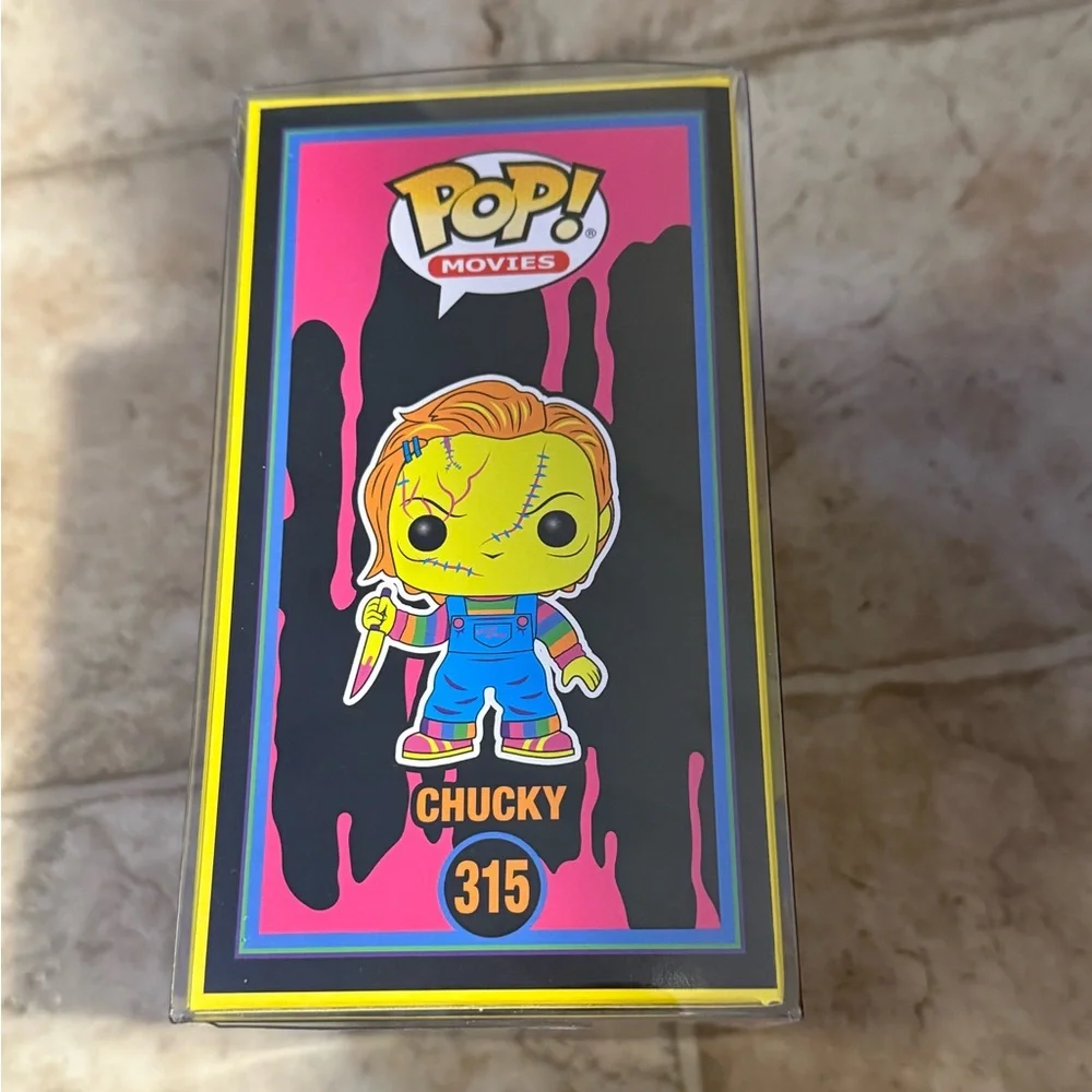 Funko Chucky Blacklight Figure - Picture 4 of 6